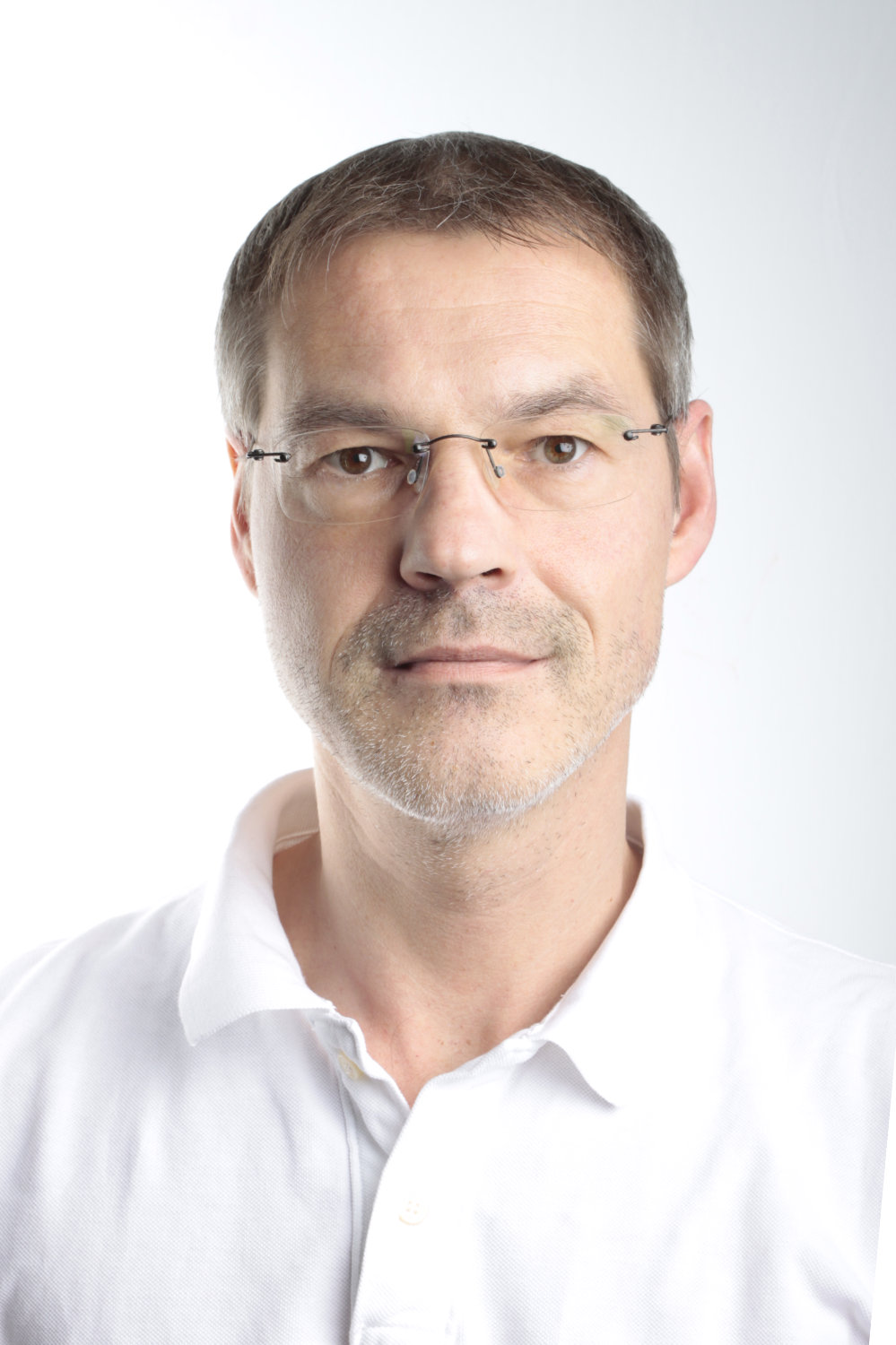 Dr.%20med.%20Thomas%20Ross